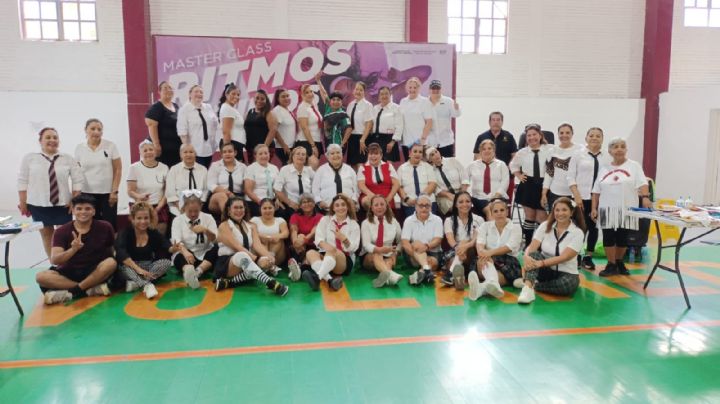 Apoyan a estudiantes de escasos recursos con master class 'Regreso a clases'