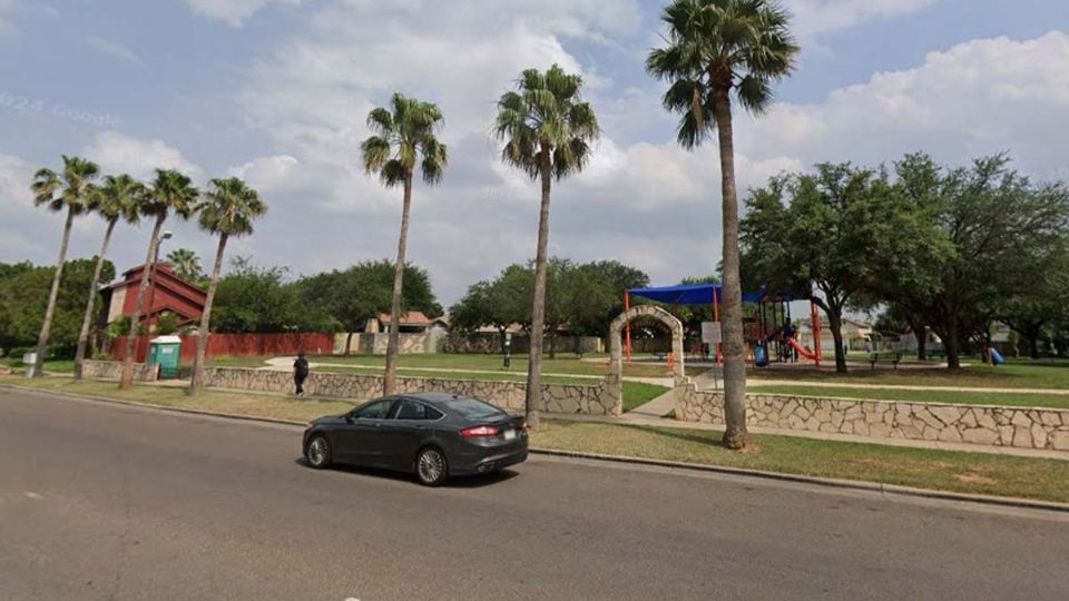 Hombre atracó a mujer y su hijo en parque; es detenido