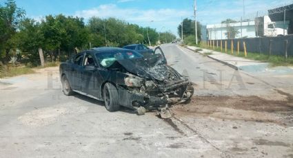 Pareja y menor de edad salen heridos en accidente vial del ejido El Progreso