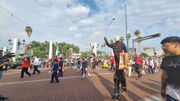 Realizan Desfile Cívico Militar por el Aniversario 214 de la Independencia de México