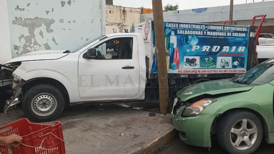 Choque en Avenida César López de Lara