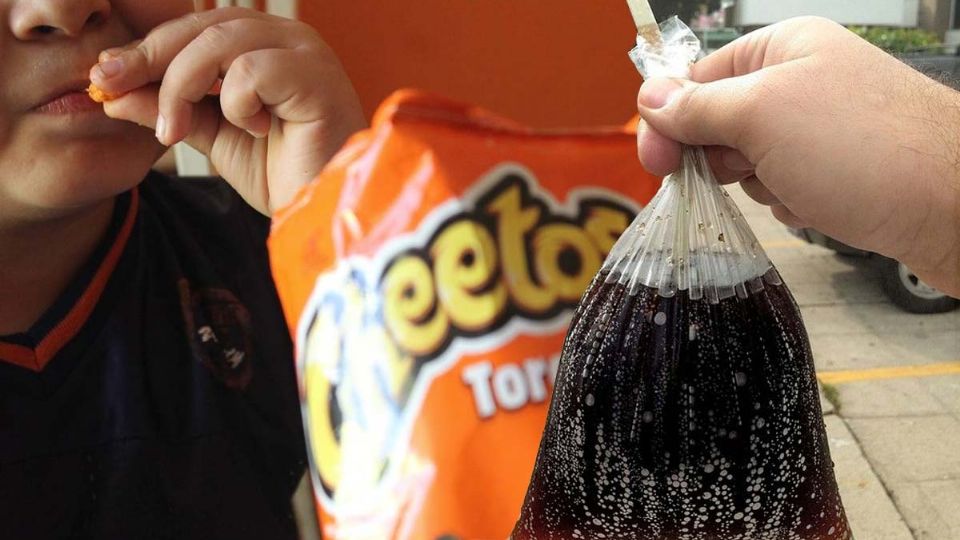 Comida chatarra en escuelas