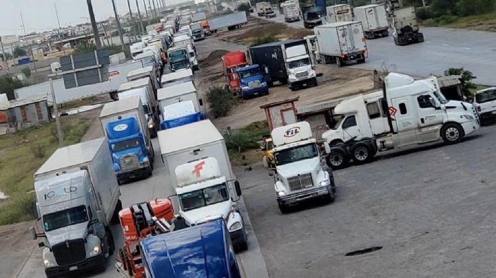 Vuelven las largas filas de tráileres al Puente III