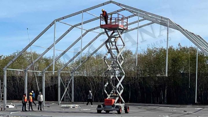 Comienzan a instalar campamento para repatriados en el Polyfórum La Fe