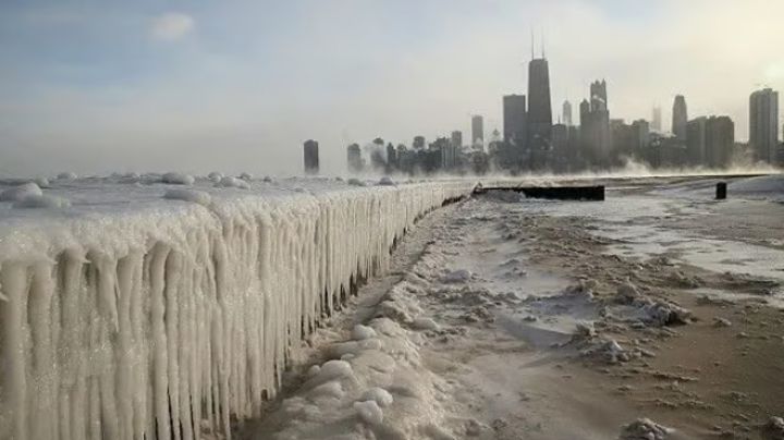 Tormenta invernal en Estados Unidos: se congeló el Lago Michigan en Chicago; así luce ahora | VIDEO