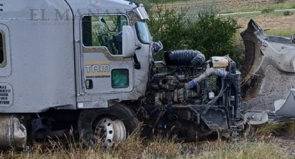 Nuevo Laredo: tráiler atropella y mata a mujer en la carretera; iba empujando camioneta de su esposo