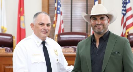 Ramiro Elizondo Jr., es el nuevo jefe de bomberos del Condado de Webb