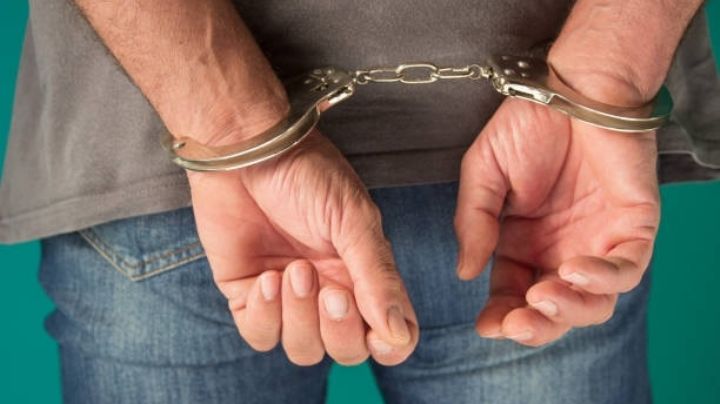 Intentó robar una cadena con una navaja y fue detenido a dos cuadras del atraco en Laredo