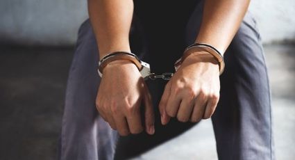Laredo: joven de 19 años es arrestado por tratar de cruzar auto por el puente; 'lo sé, es robado'