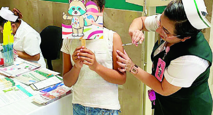 Exhortan a padres de familia a que lleven a vacunar a menores contra VPH