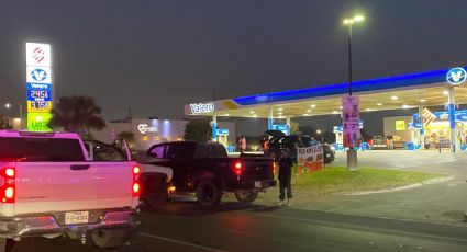Chocan cuatro vehículos en Laredo; caos vial en la carretera 359 y calle Royal Oaks