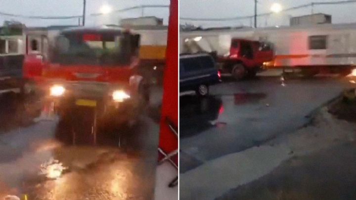 Tren embiste a camión; el conductor salta segundos antes del impacto y se salva de milagro | VIDEO