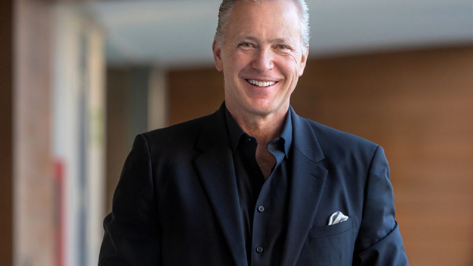 El Doctor Manuel Sanmiguel es líder en la cirugía plástica certificada.