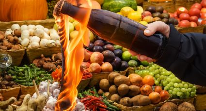 Abuelito pierde su frutería tras ataque con bombas molotov; cinco vehículos quedaron calcinados