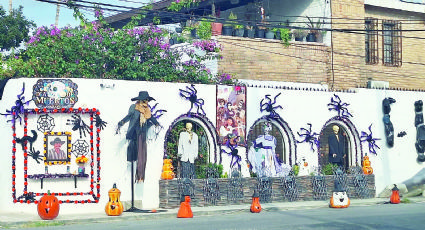 Familias de Nuevo Laredo mantienen tradición de los altares de muertos