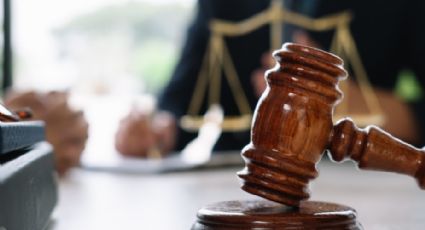 Extraditan a Laredo a sexto guatemalteco involucrado en la muerte de 55 personas