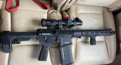 Autoridades federales detienen a siete personas con armamento en Baja California