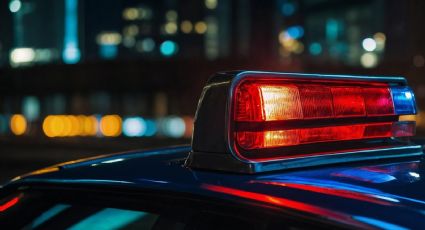 Mujer reporta a personas armadas en su casa; termina detenida por posesión de droga