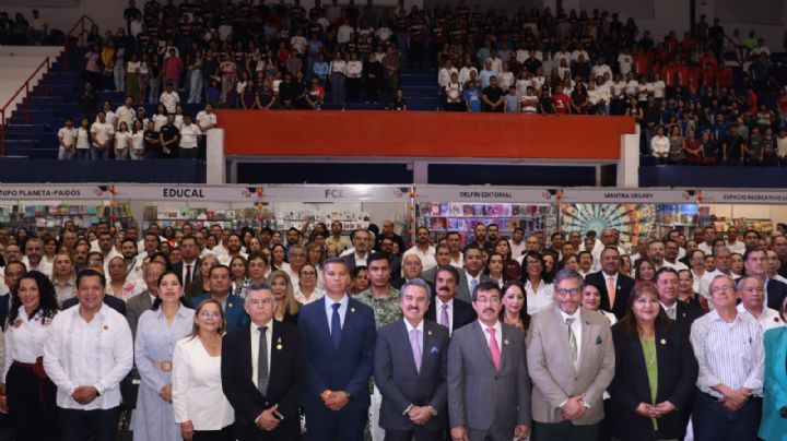 Feria del Libro UAT fomenta la lectura, el conocimiento y el talento universitario