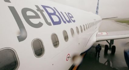 Avión realiza aterrizaje de emergencia y pasajeros resultan heridos; partió de México a EU