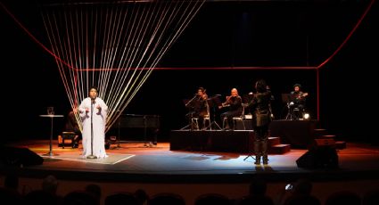 Emotiva velada con 'Piaf de Bolsillo' en el Festival Internacional en la Costa del Seno Mexicano