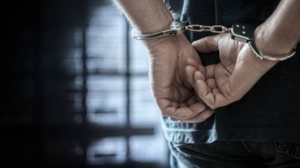 Hombre arrestado en Laredo.