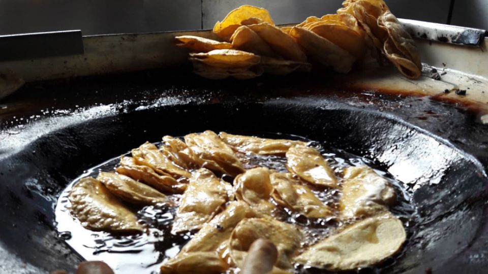 Los tradicionales tacos de papa de la frontera.