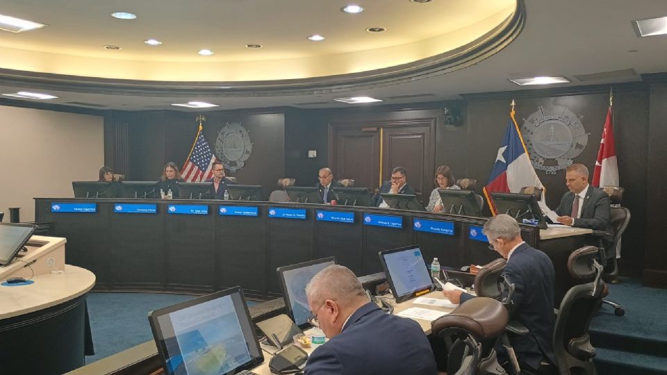 El cabildo de Laredo votó contra la construcción de un muro, pero negociará con el gobierno federal si se decide construirlo