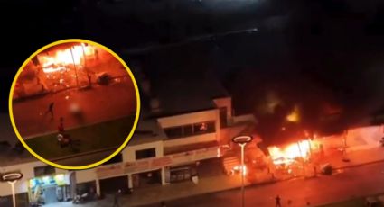 Taquería explota y deja tres muertos; llamas queman local y a clientes | IMPACTANTES IMÁGENES