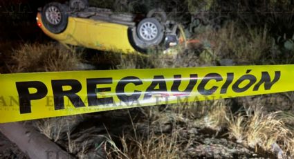 Muere hombre tras fatal volcadura en Bulevar Anzures; su cuerpo quedó prensado dentro del automóvil