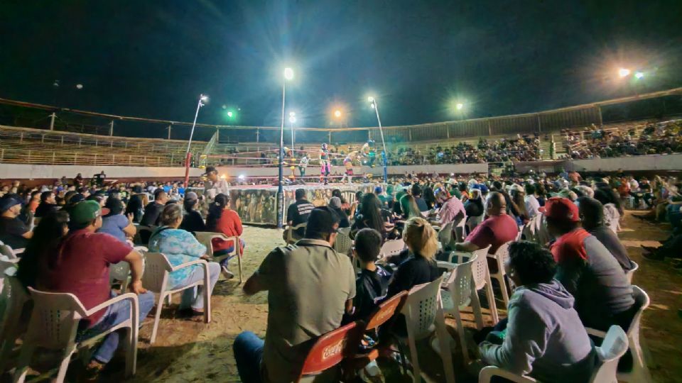 Las emociones de la lucha libre en Nuevo Laredo.