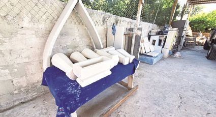 Artista de Nuevo Laredo realiza lápidas y monumentos