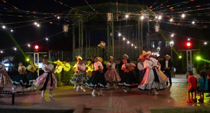 Plaza Juárez de Nuevo Laredo vive tarde de música, danza y tradición