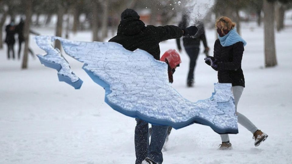 Baja California ya se cubrió de blanco con la llegada de este sistema meteorológico