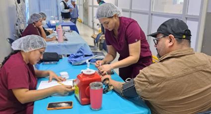 Llevan Brigada de Salud Municipal a empresa de Nuevo Laredo; brindan servicios a trabajadores