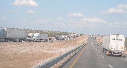 Caos vial en la Autopista Monterrey-Nuevo Laredo; ¿qué está pasando en la caseta de Sabinas?