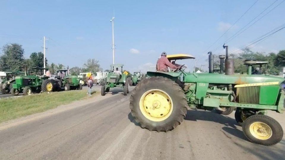 Segundo día de bloqueos en Tamaulipas.