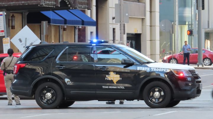 Texas activa el operativo 'Fiestas Seguras': más patrullajes y vigilancia por Navidad y Black Friday