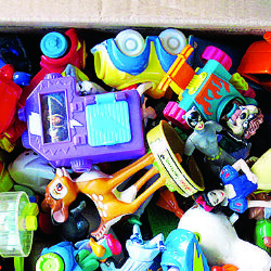 Colectan juguetes en el Crede para hacer felices a miles de niños de escasos recursos