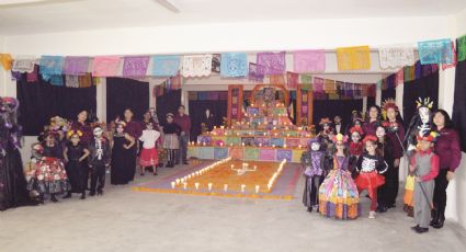 Dedican altar de muertos al colombiano Gabriel García Márquez
