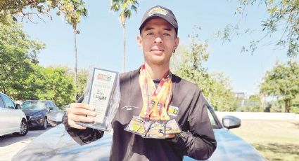 Neolaredense 'la rompe' en el Triple Maratón; tiene una gran actuación en su debut
