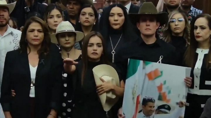 'Hoy vengo con un corazón destrozado': Grecia Quiroz toma protesta como alcaldesa de Uruapan; promete seguir su legado