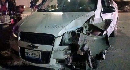 Nuevo Laredo: mujer invade carril en la colonia Pancho Villa y se lleva de encuentro a motociclista