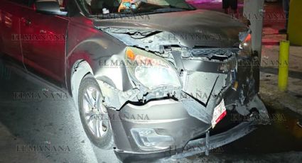 Jovencita maneja en contra en calles de la colonia Juárez; provoca aparatoso y costoso accidente