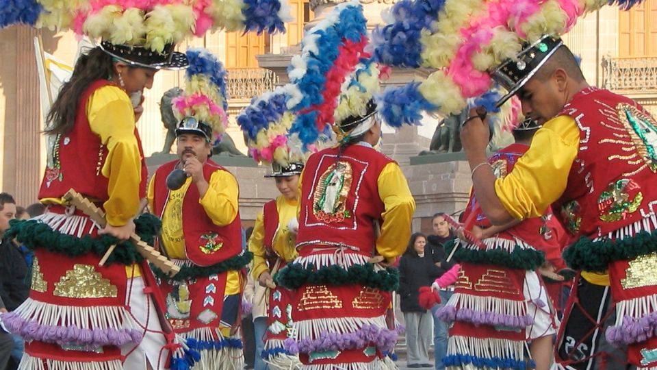 Los tradicionales matachines guadalupanos.