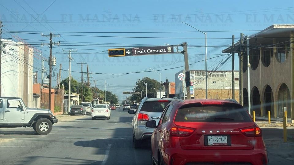 Apagón provoca fallas de semáforos