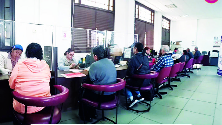 Responden abuelitos a registro de pensión; acaba etapa de registro en 2025