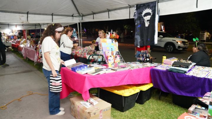 Bazar Navideño en Plaza Zaragoza reúne a familias de Nuevo Laredo