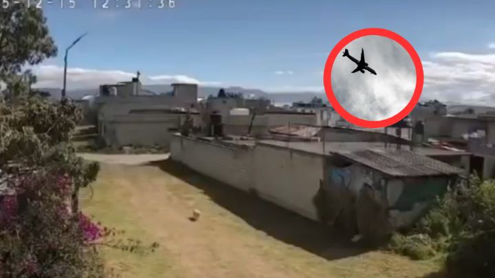 MOMENTO EXACTO en el que avioneta se desploma en Toluca; se han hallado 6 cuerpos