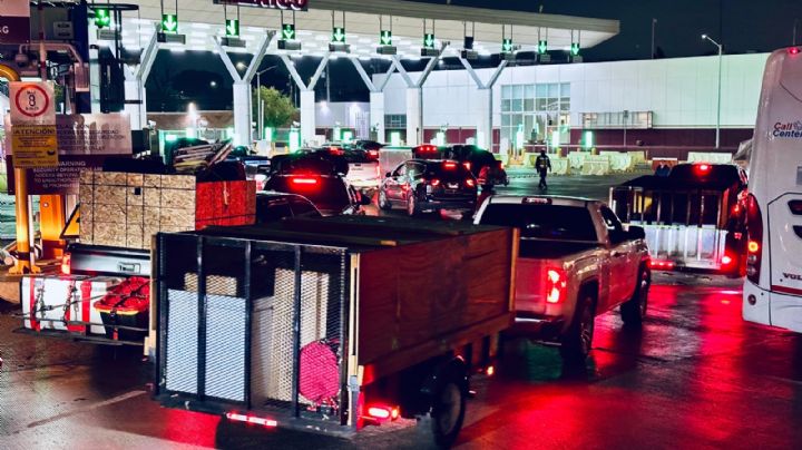 Caravana de 5 mil 230 vehículos cruza por Nuevo Laredo; es el grupo más numeroso de paisanos